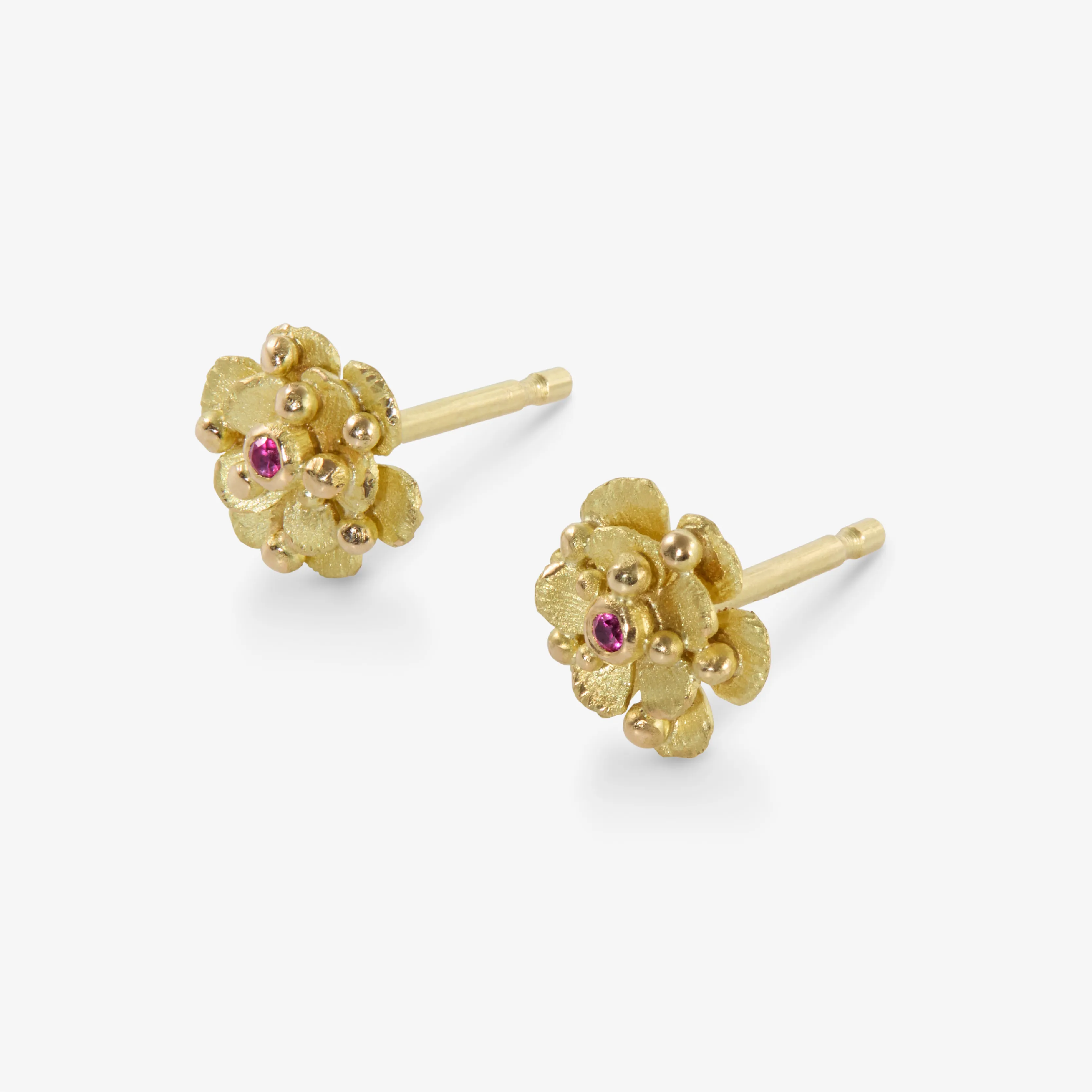 18k Gold Flower Stud Earrings