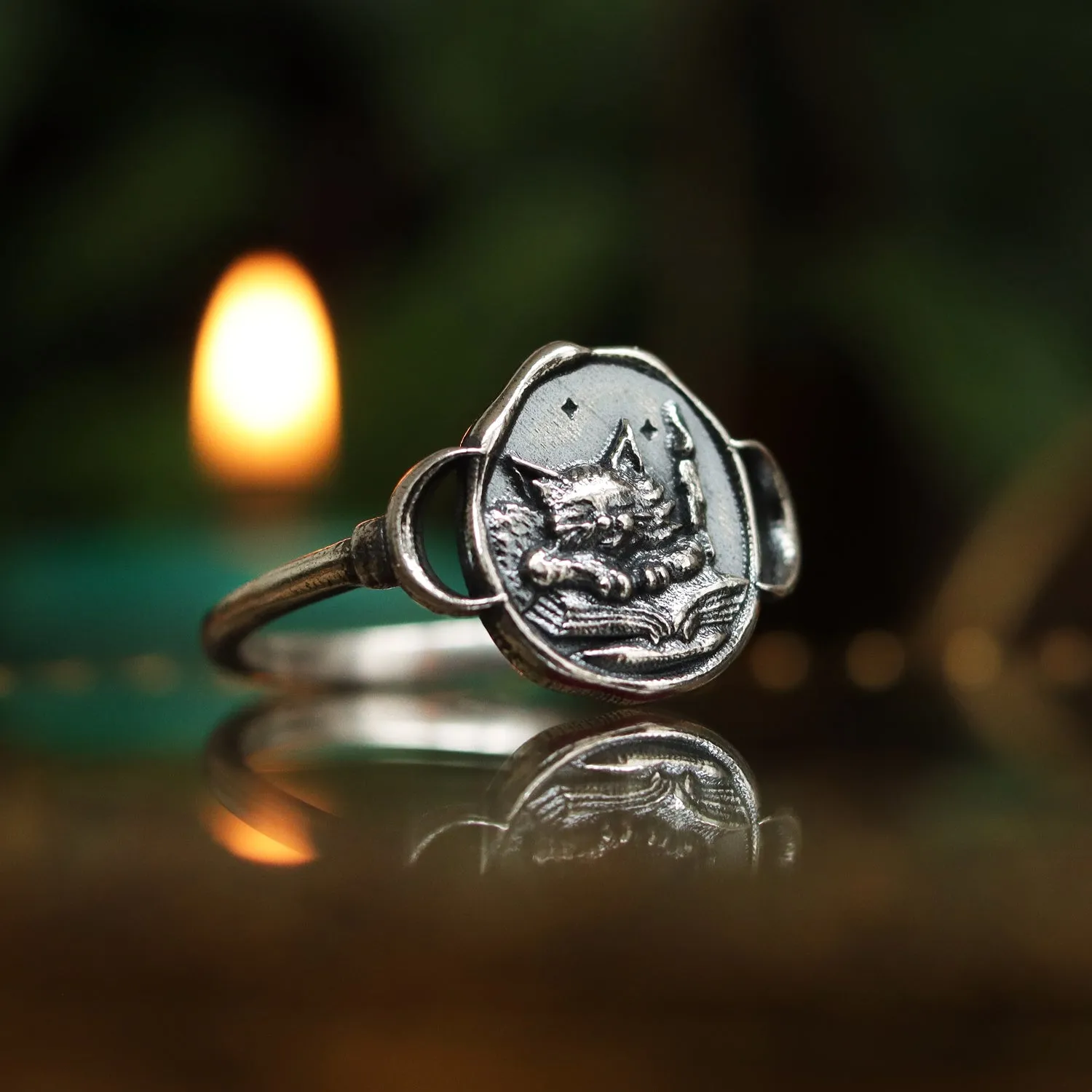 Enchanted Feline Familiar Cat Ring