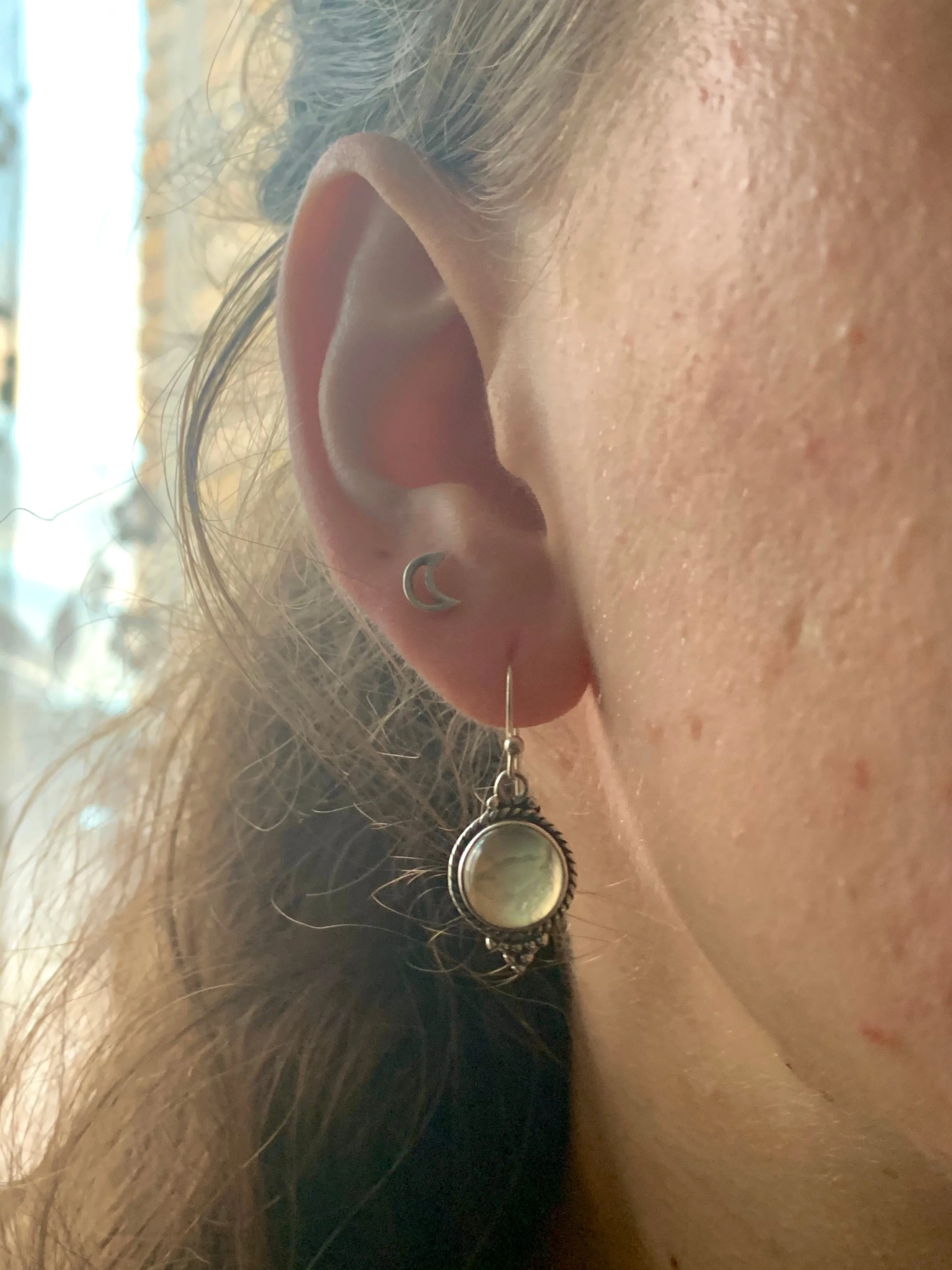 Prehnite Cassia Dot Earrings