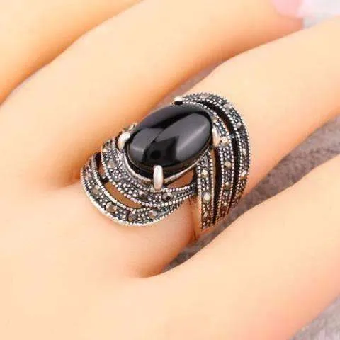 Tournée Oval Cabochon and Black Marcasite Cocktail Ring